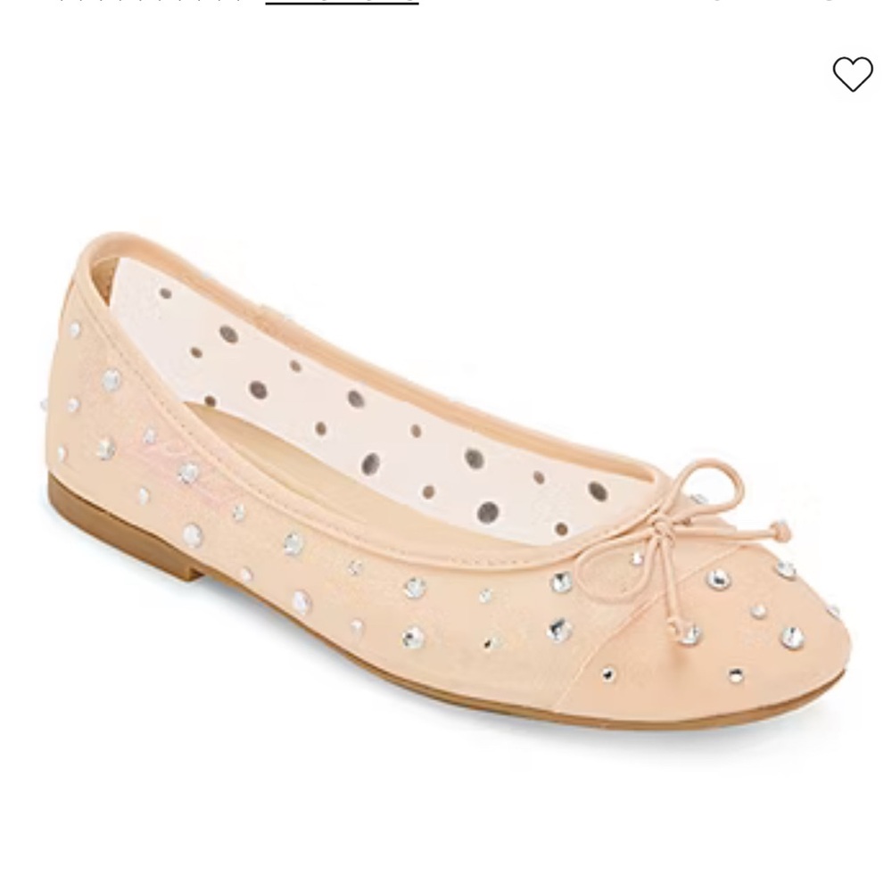 Chic Nude Ballet Flats with Sparkling Accents